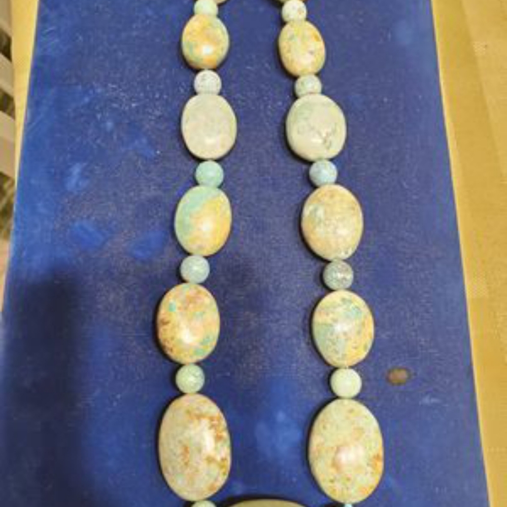 Green turquoise  necklace